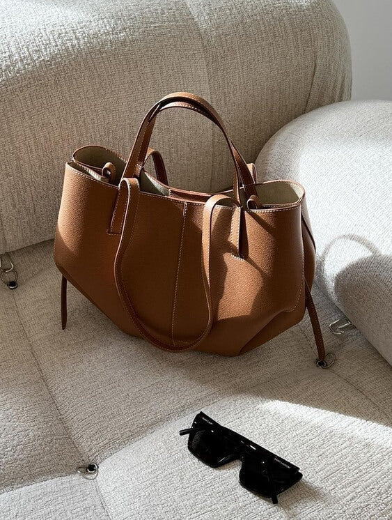 Ruime totebag met binnenzakken