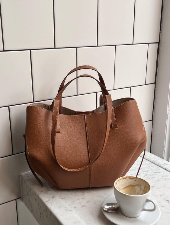 Ruime totebag met binnenzakken