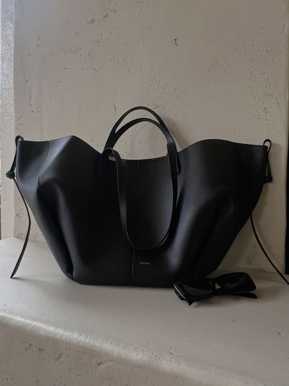Ruime totebag met binnenzakken