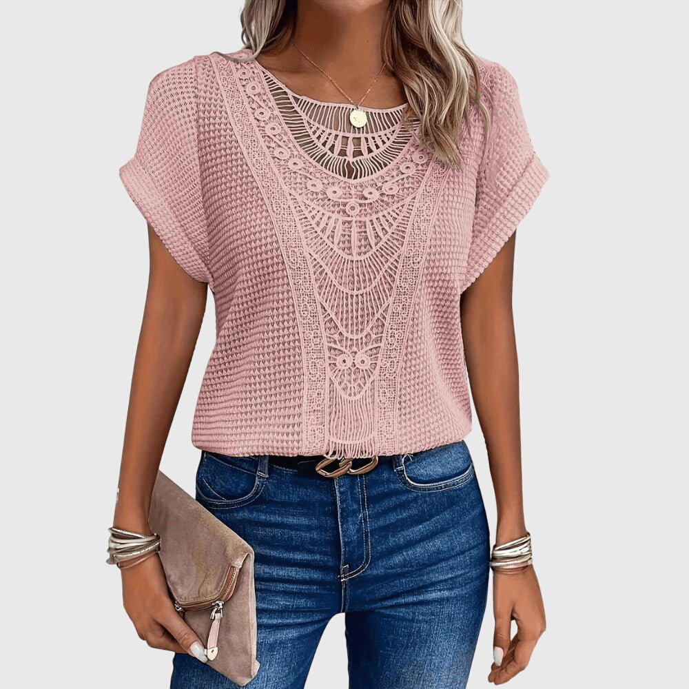 Rania | Lichte blouse met kanten details