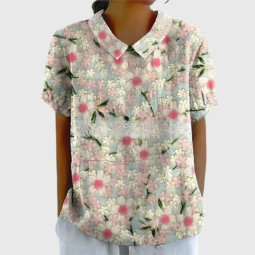Lidwina | Lichte damesblouse met bloemenprint en korte mouwen