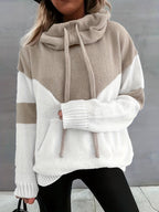Sweater met capuchon en koord