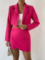 Roze outfit met knopen
