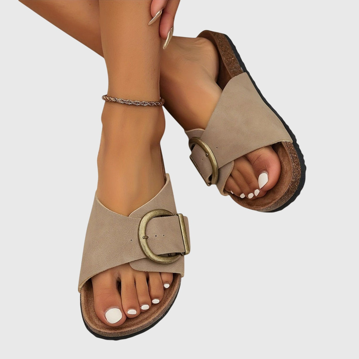 Sandalen met verstelbare metalen gesp