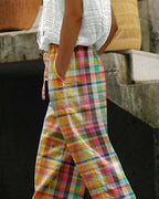 Damesbroek in vintage ruitpatroon met een gemiddelde taille