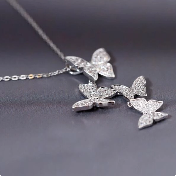 Zirkoon vlinder ketting