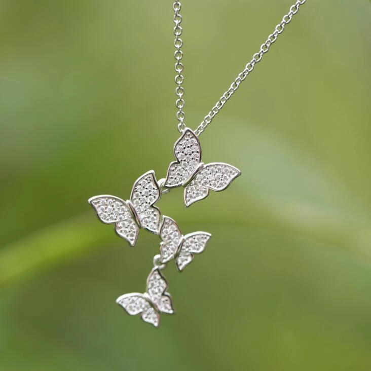 Zirkoon vlinder ketting