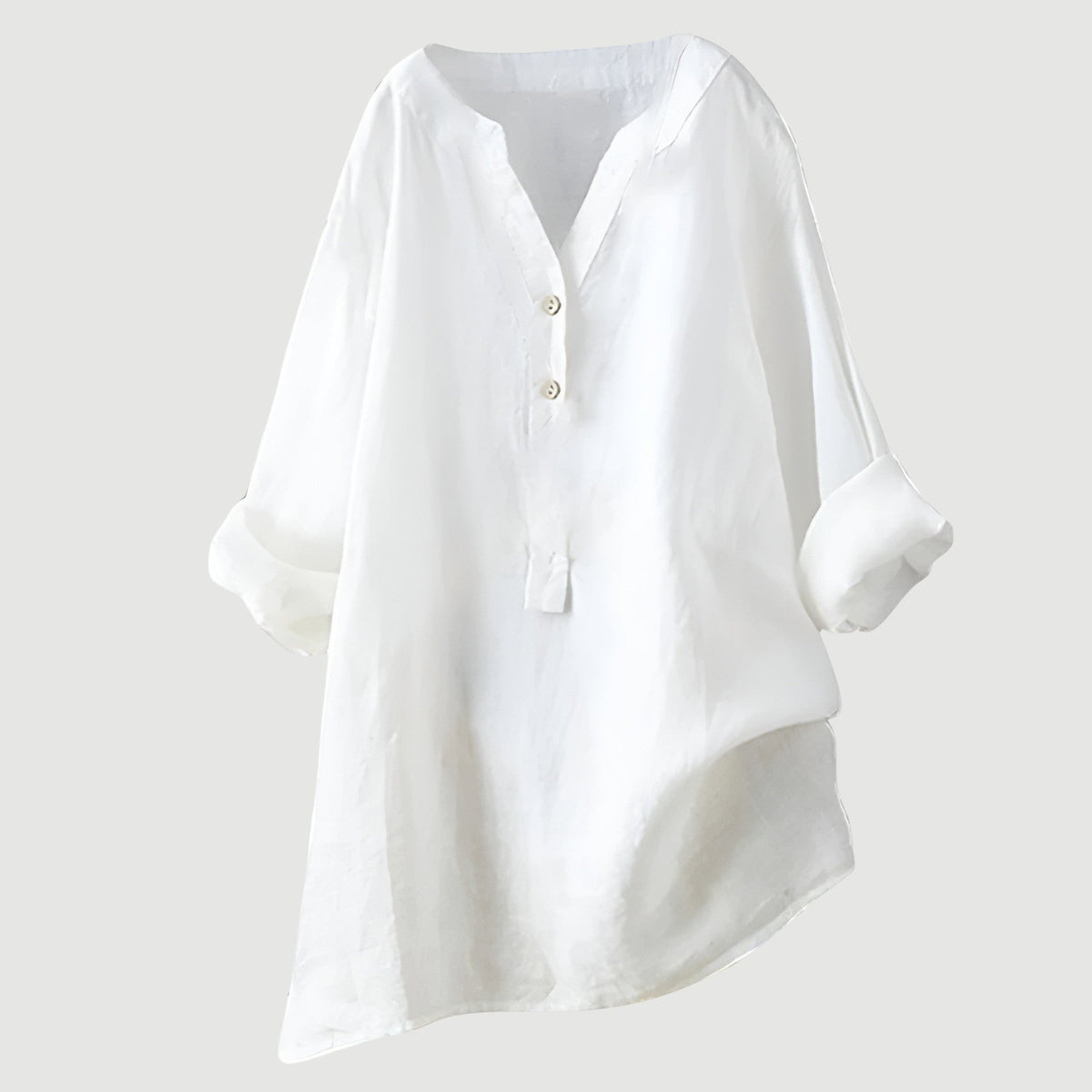 Willemijn | Lichte damesblouse met V-hals en knoopsluiting