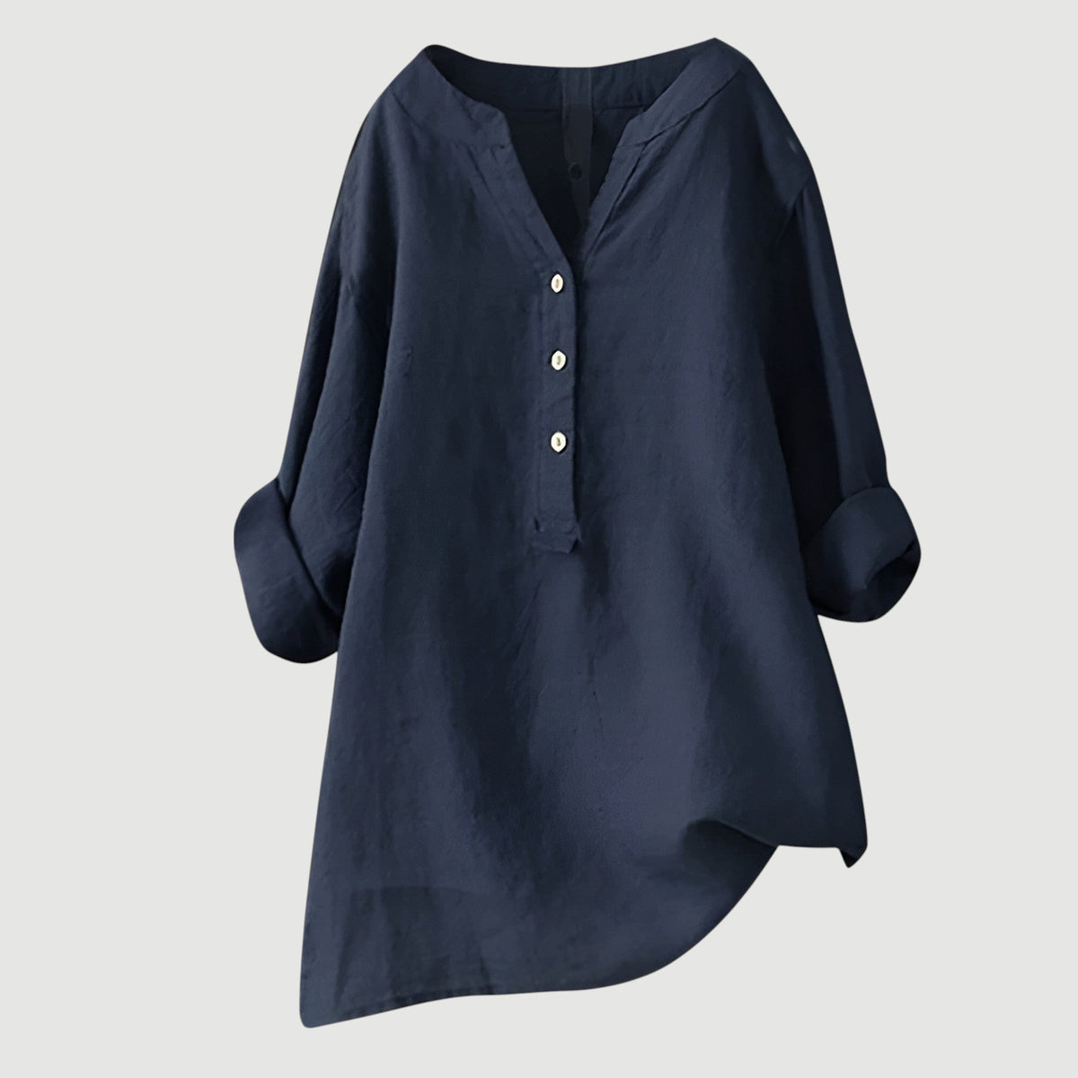Willemijn | Lichte damesblouse met V-hals en knoopsluiting