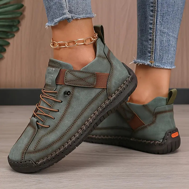 Brede damesinstapsneakers met elastische zijpanelen