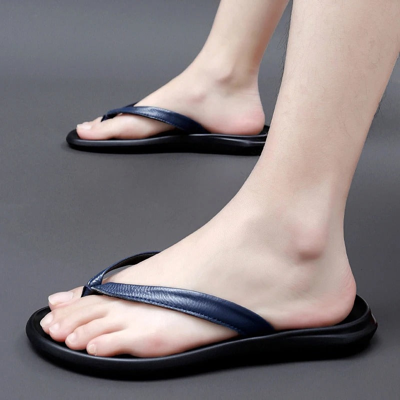 Antislip & stijlvolle herenslippers van leer voor de zomer