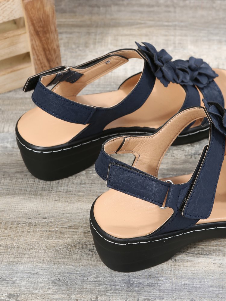 Dames sandalen in zomerse stijl