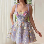Tulle cocktailjurk met bloemenapplicaties