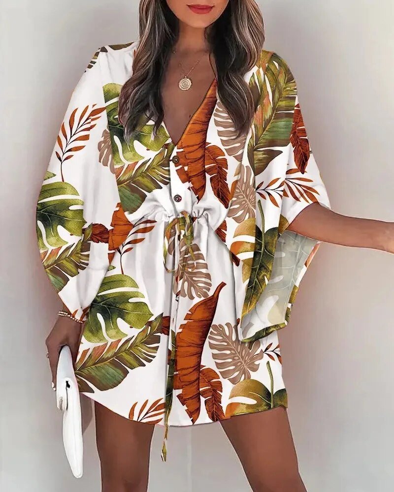 Zomerkleed met V-hals en ruche mouwen