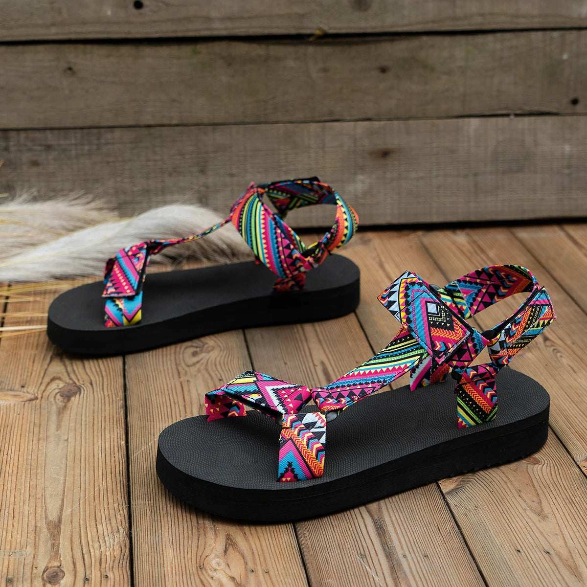 Lichte dames zomer sandalen met kleurenspel