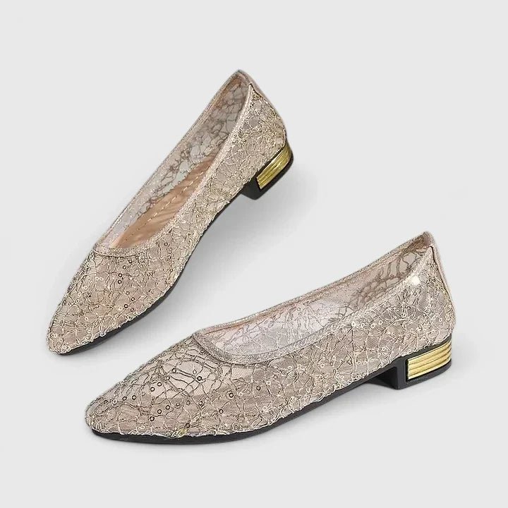 Lichte schoenen met kantmesh en rubberen antislipzool