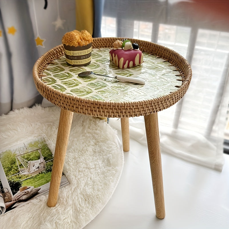 Scandinavische rotan bijzettafel