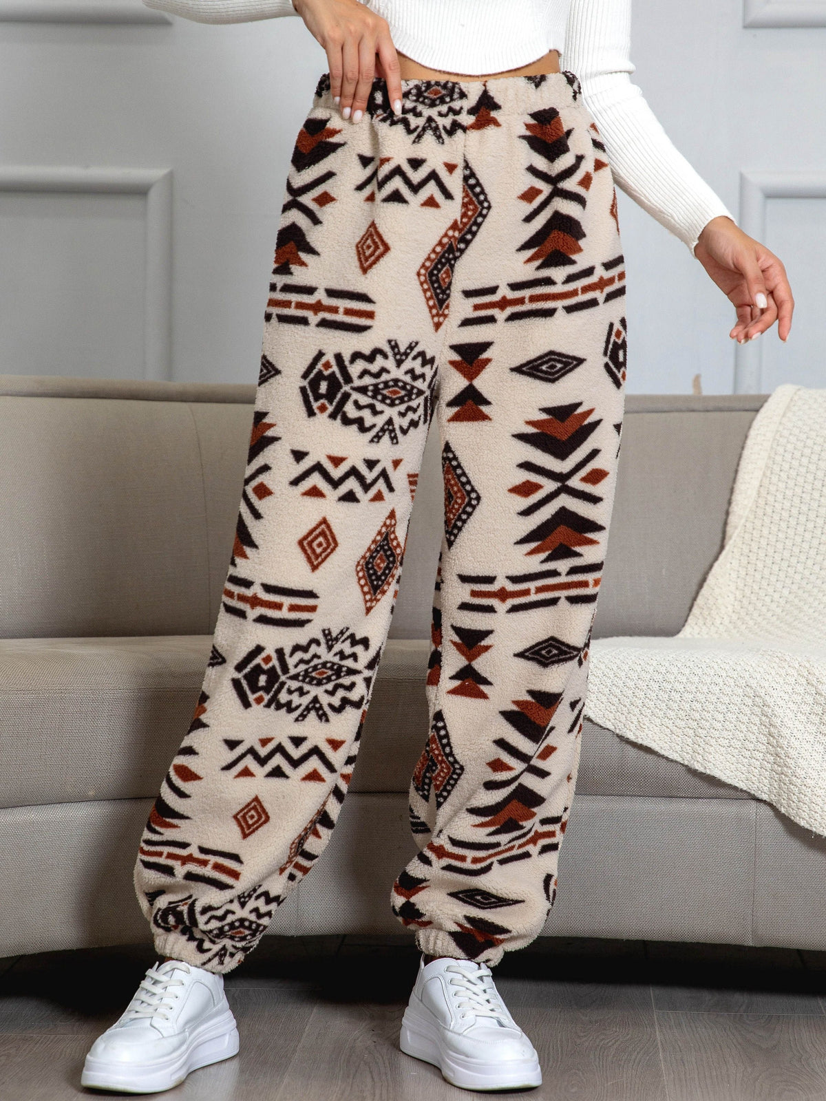 Warme sweatbroek met azteekse print