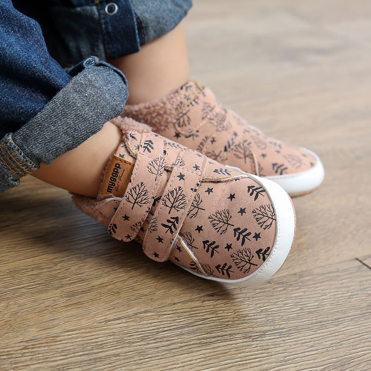 Warme babylaarsjes met klittenband Noor