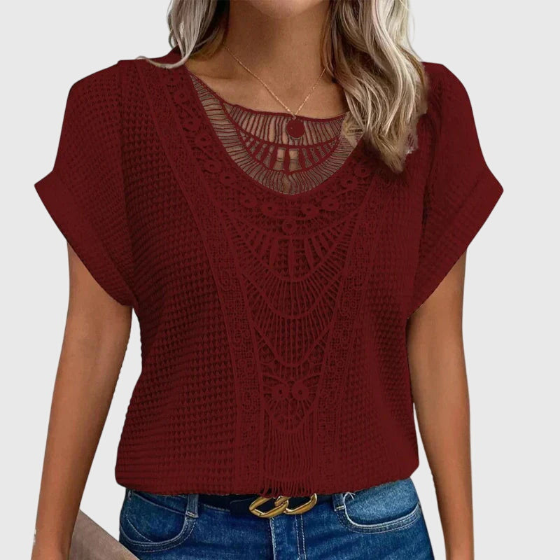 Rania | Lichte blouse met kanten details