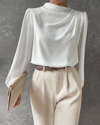 Effen blouse met gerimpelde en opstaande kraag