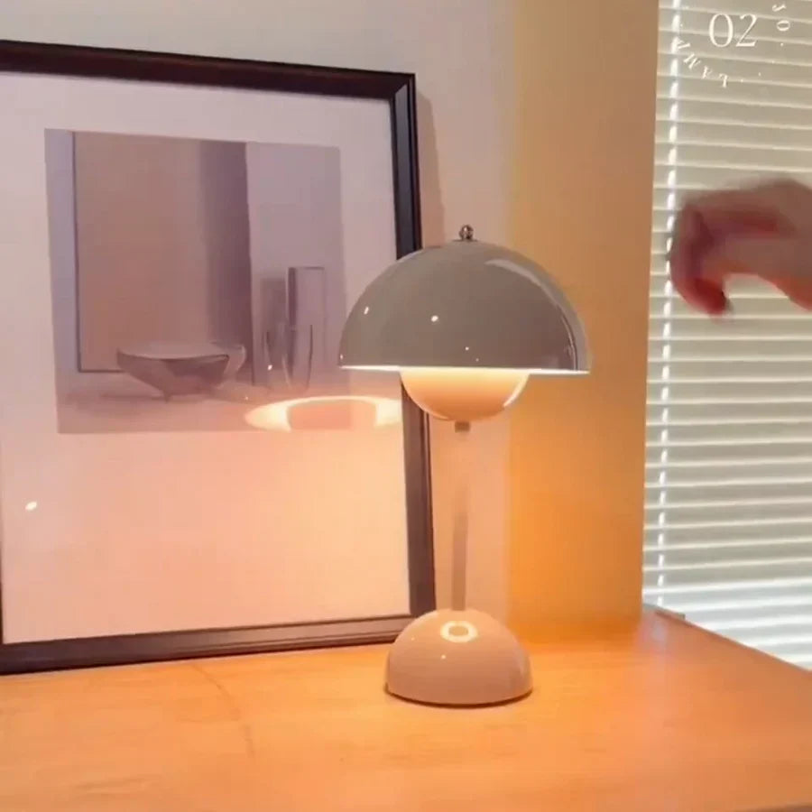 Paddestoelvormige designlamp