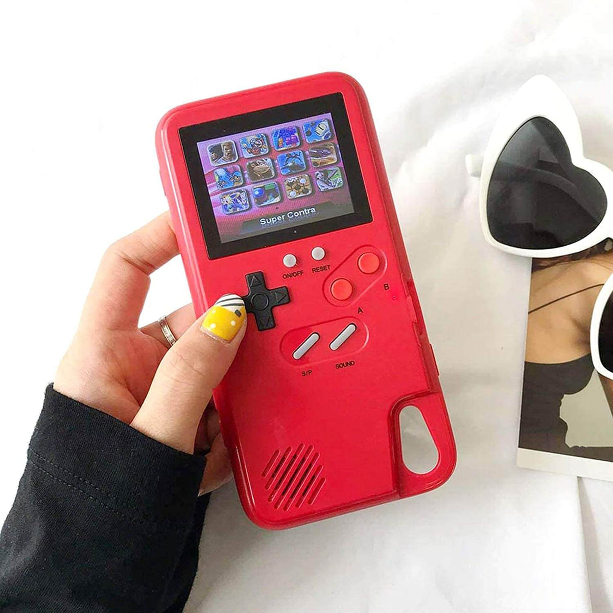 Telefoonhoesje in Gameboy-stijl