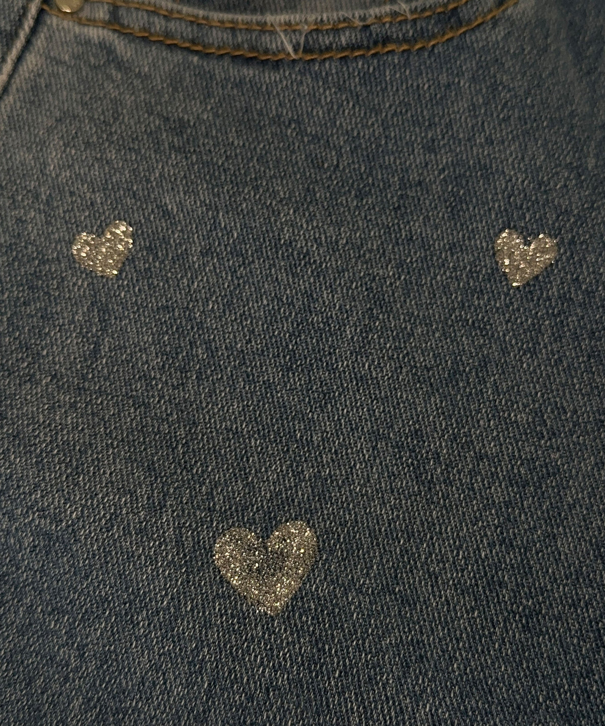 Dames stretch jeans met wijde pijpen en hartjesprint — afbeelding 11