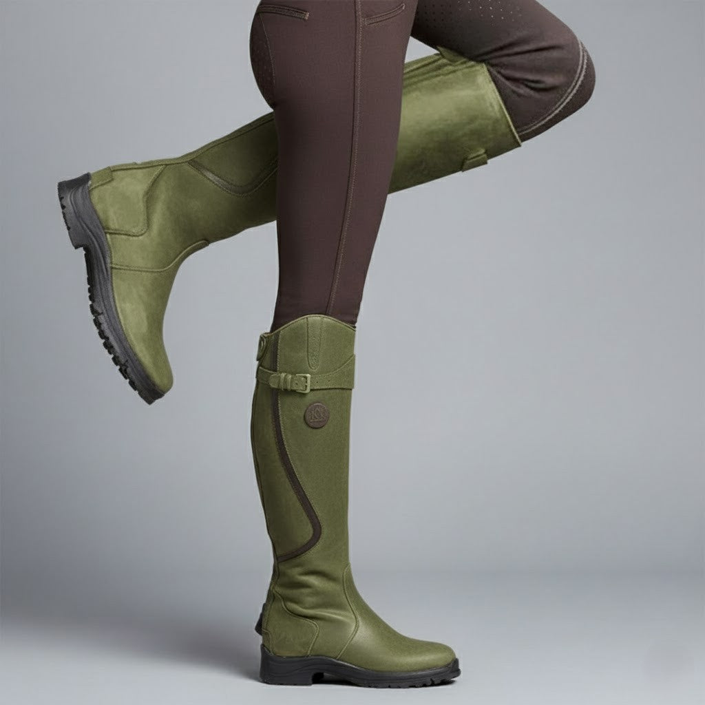 Leren outdoorlaarzen met stevig profiel
