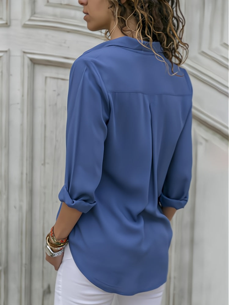 Losse damesblouse met knoopsluiting