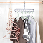 Ruimtebesparende magische hanger