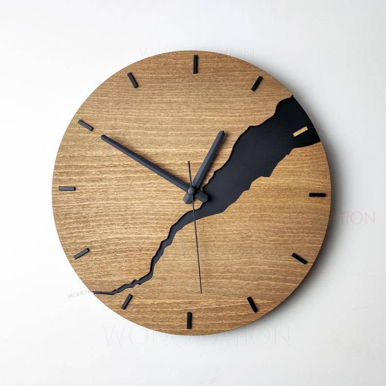 Houten wandklok