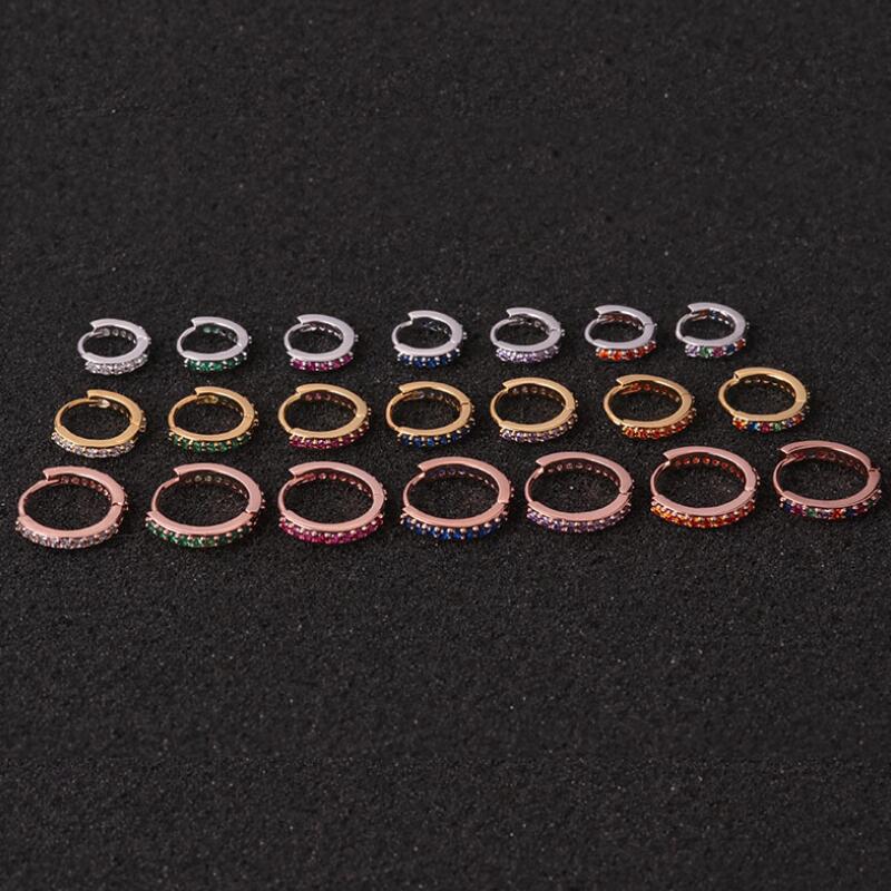 Kleurrijke oor piercings ringen – materiaal: Roestvrij Staal — afbeelding 3