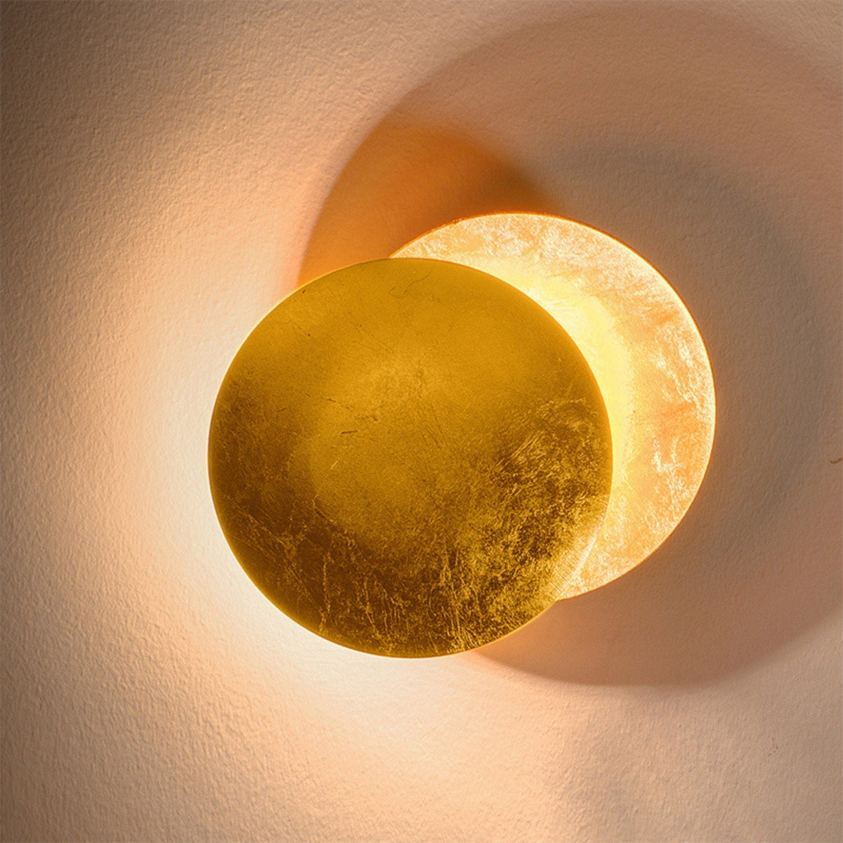 Wandlamp met magische maangloed