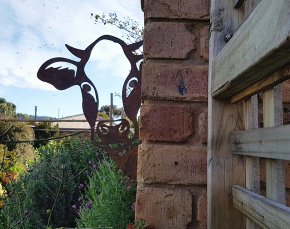 Metalen dierendecoratie Peek a Boo