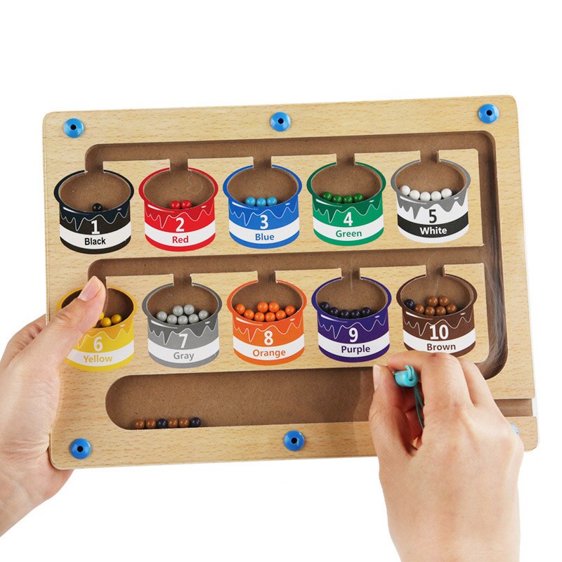 Magnetisch leerdoolhof voor kleur en getalherkenning