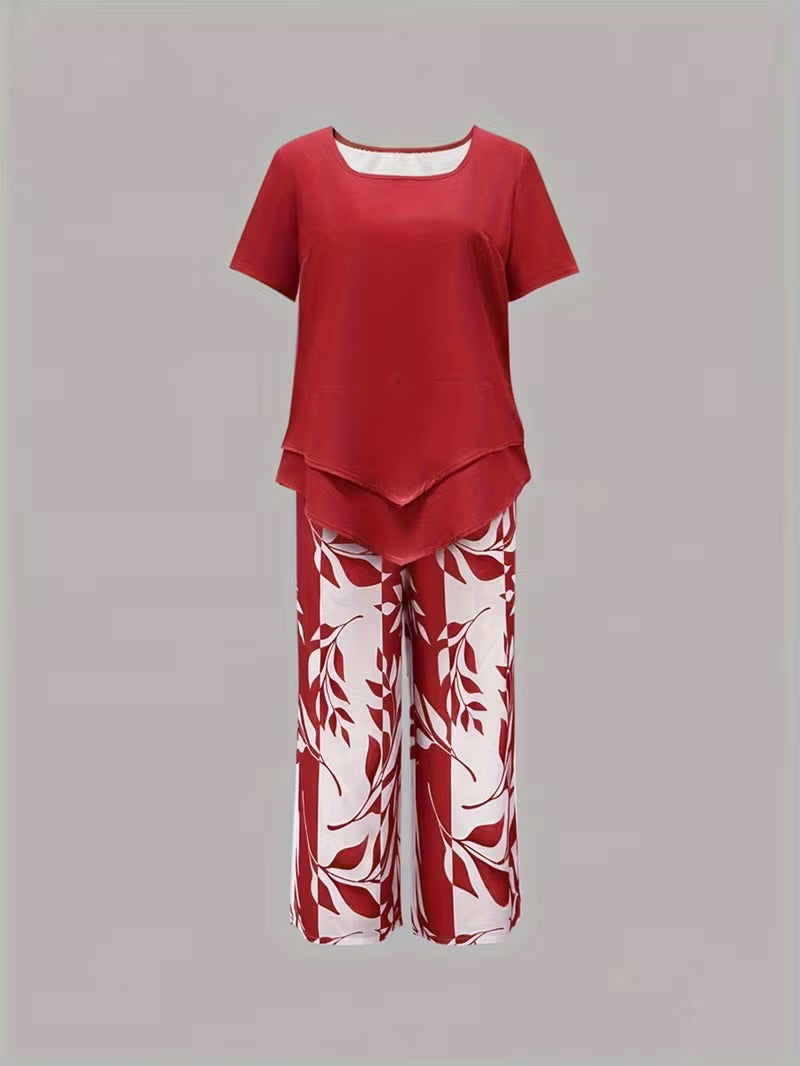 Tweedelige set met gelaagde top en bladprintbroek