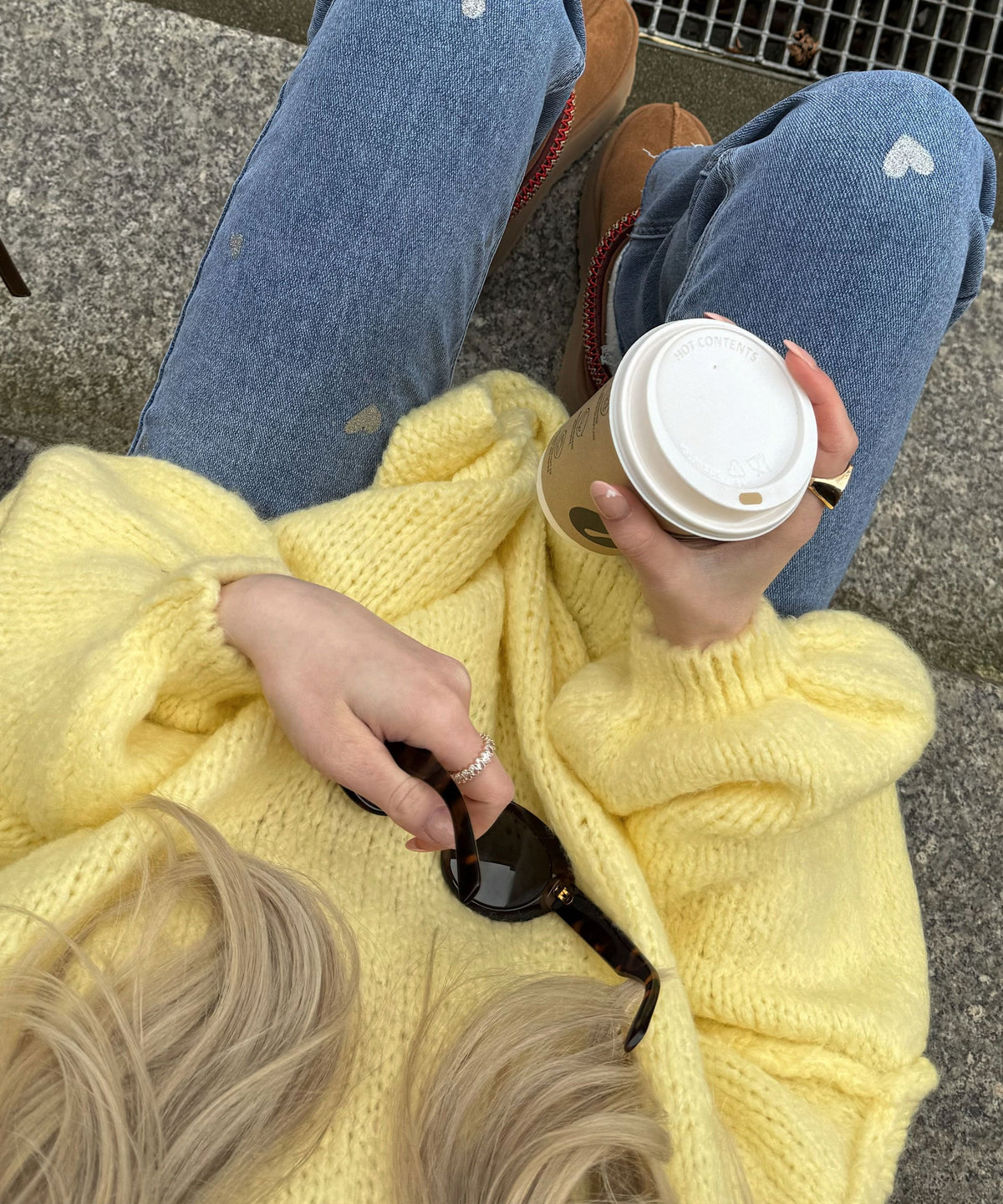 Dames stretch jeans met wijde pijpen en hartjesprint
