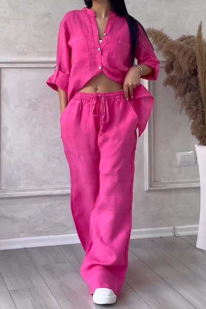 Tweedelige linnen dames set met blouse en wijde broek