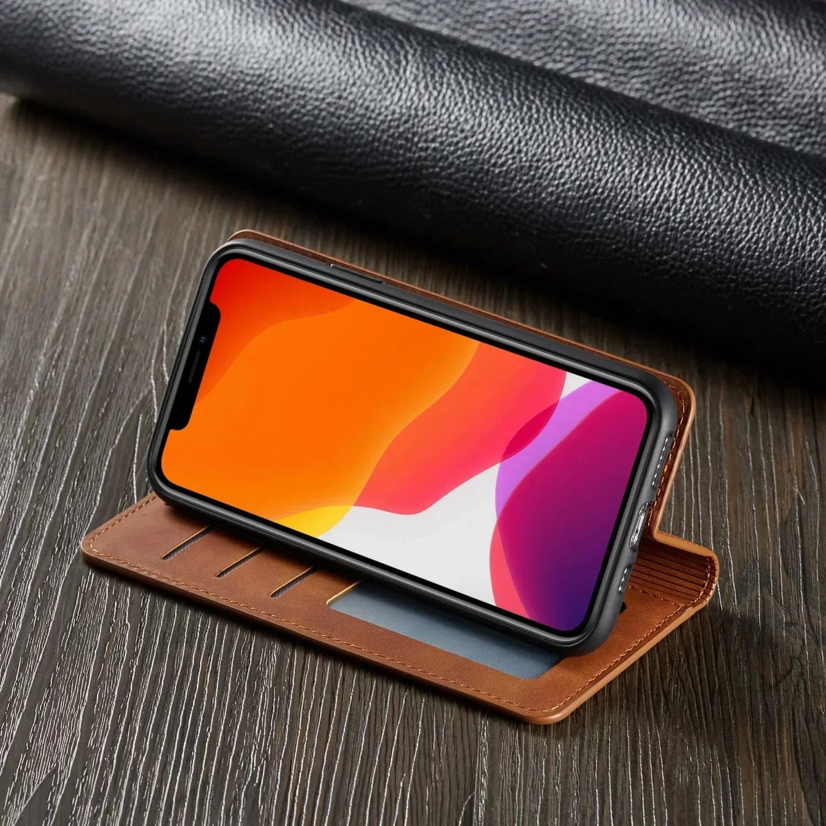 Leren iPhone-hoes met magnetische sluiting