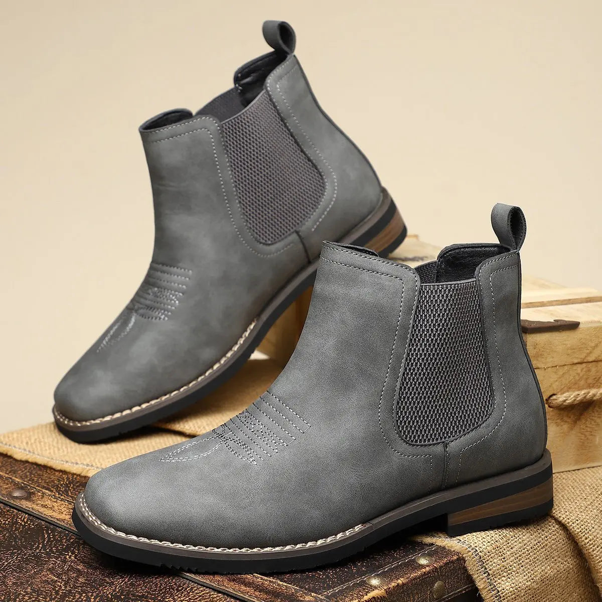 Herenchelseaboots van imitatieleer met westernstiksels