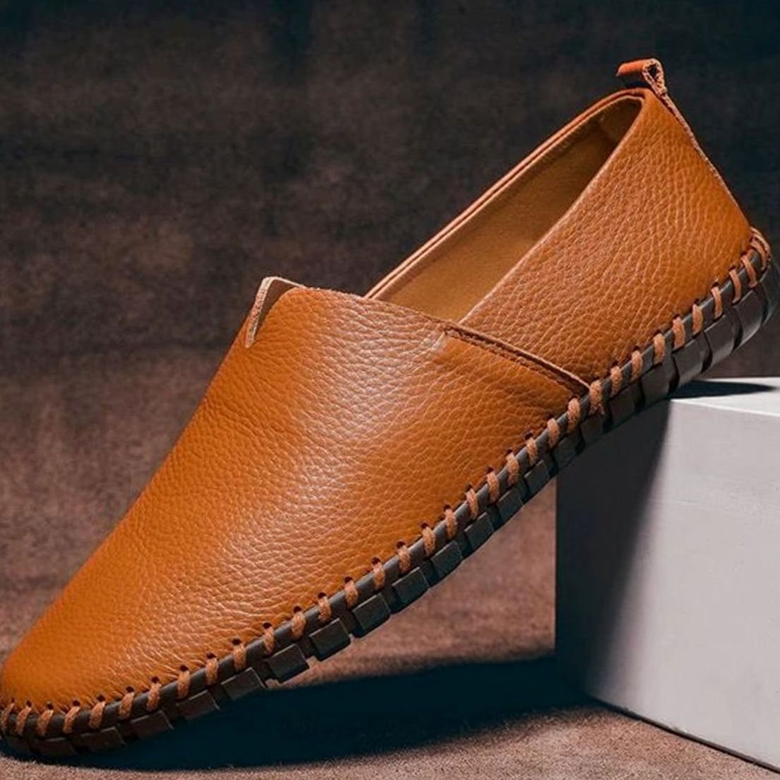 Leren herenloafers met contraststiksels