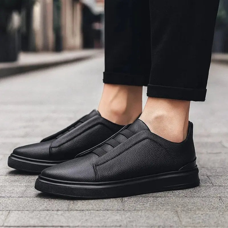 Leren hereninstapsneakers met elastische lusveters