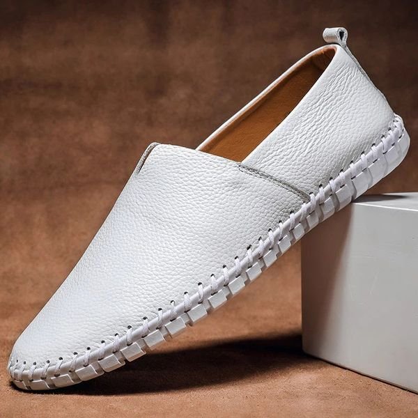 Herenloafers met leerlook en contraststiksels