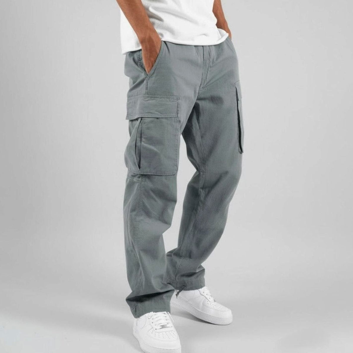 Sem | Streetwear cargobroek met relaxed fit en taps toelopende pijpen