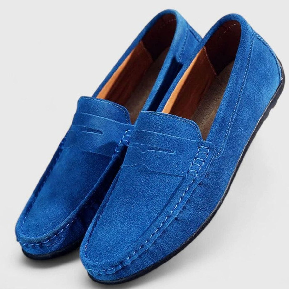 Suède herenpennyloafers met leren voering