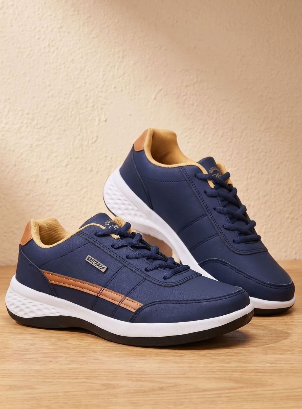Waterdichte herensneakers met veters en voetboogondersteuning