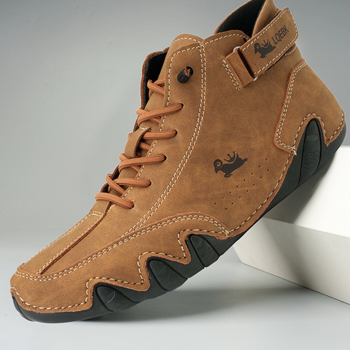 Leren herenboots met brede teenruimte en dunne zool