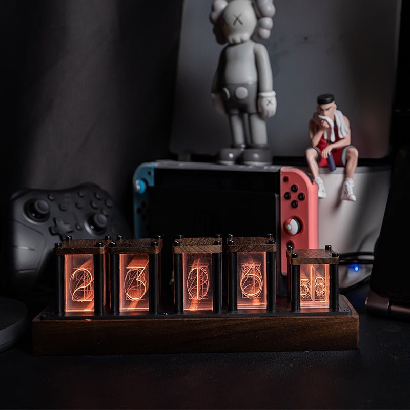 Verticale LED nixie tafelklok