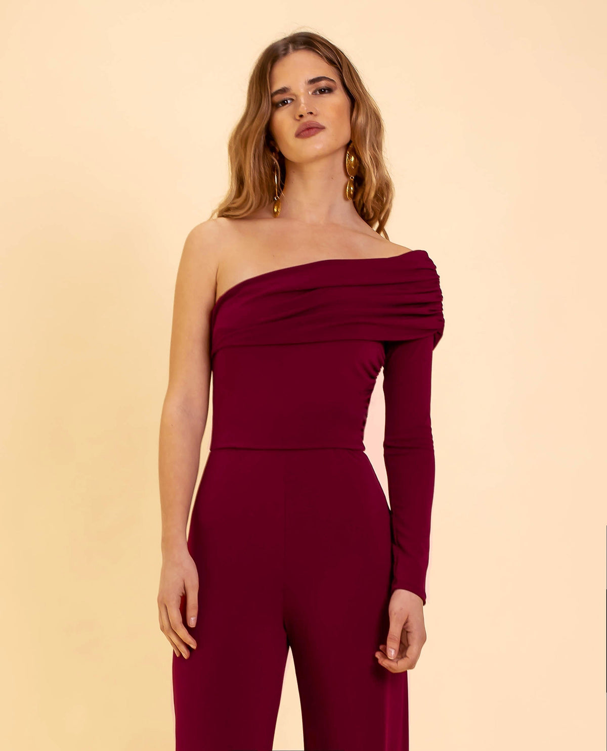 Dames jumpsuit met eén schouder